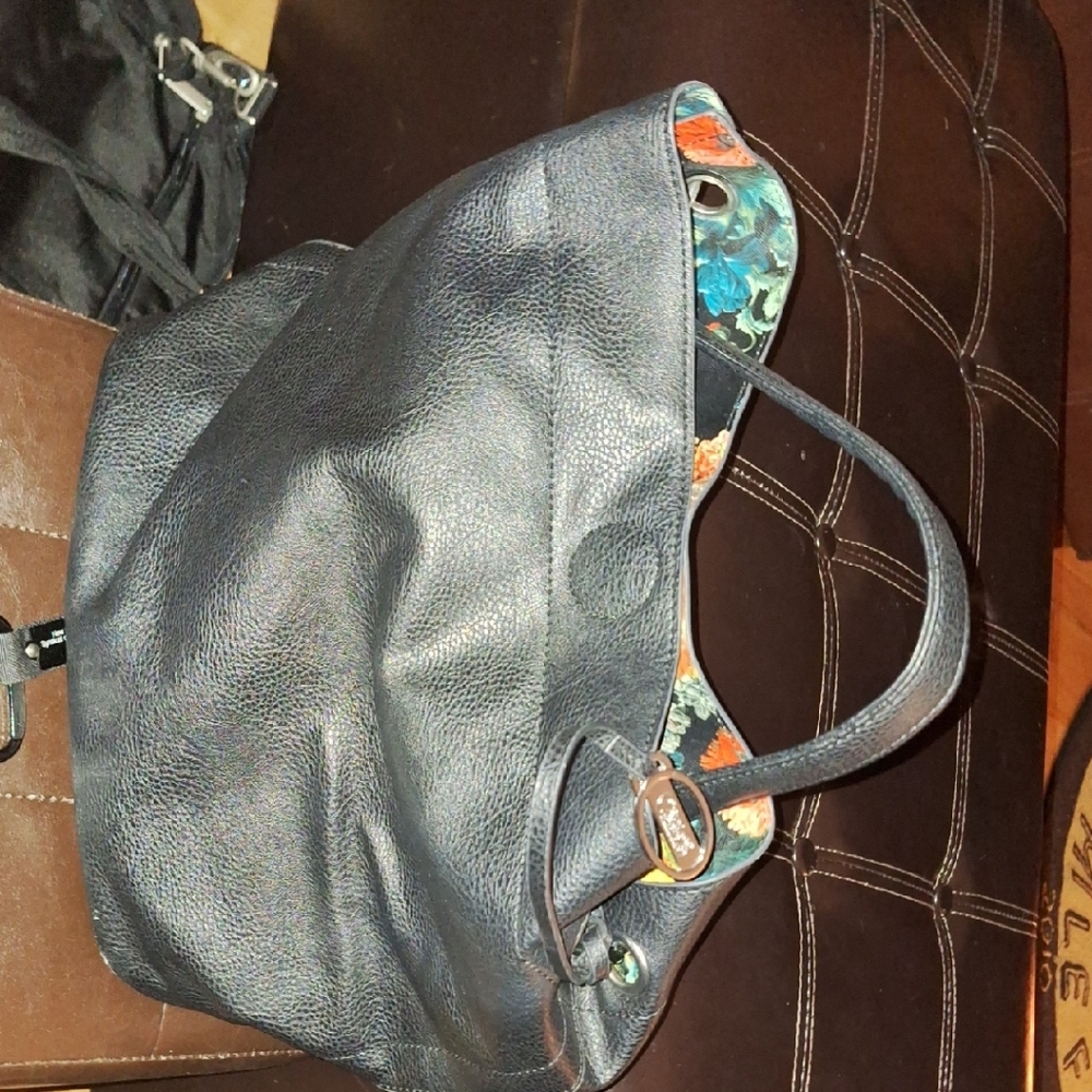 Carlos Bucket Bag Purse